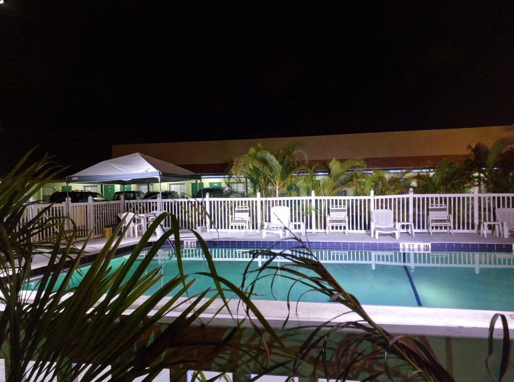 Sunshine Inn & Suites Venice, Florida Venice Gardens 외부 사진